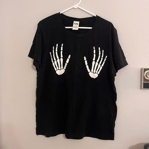 PINK/VS Halloween Shirt